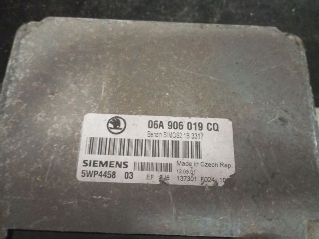 bontott SKODA OCTAVIA I Motorvezérlő