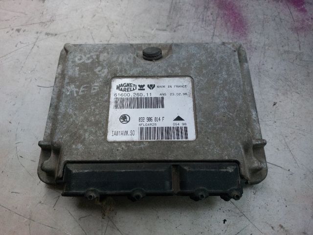 bontott SKODA OCTAVIA I Motorvezérlő