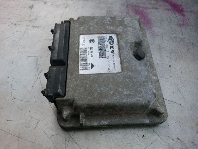 bontott SKODA OCTAVIA I Motorvezérlő