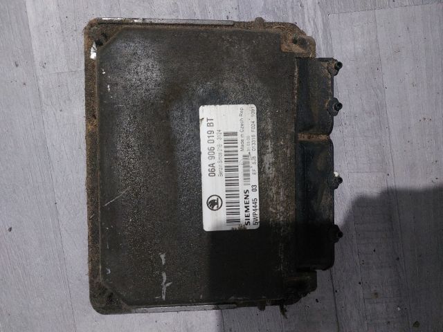 bontott SKODA OCTAVIA I Motorvezérlő