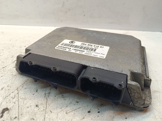 bontott SKODA OCTAVIA I Motorvezérlő