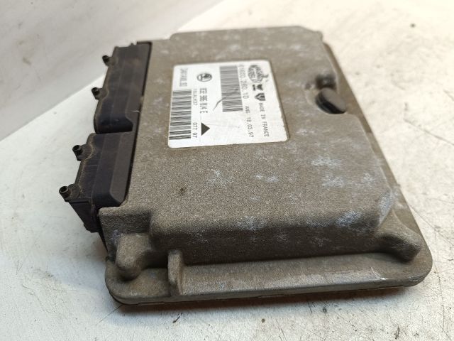 bontott SKODA OCTAVIA I Motorvezérlő