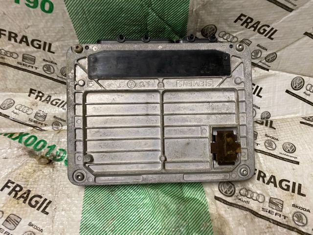 bontott SKODA OCTAVIA I Motorvezérlő