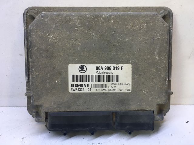 bontott SKODA OCTAVIA I Motorvezérlő