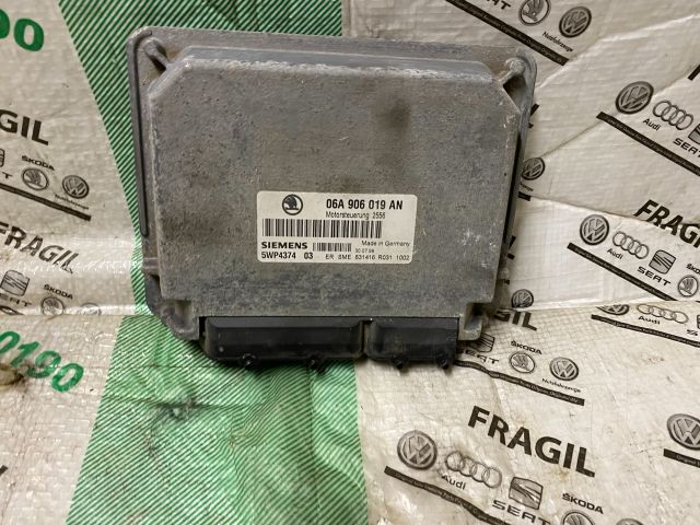 bontott SKODA OCTAVIA I Motorvezérlő