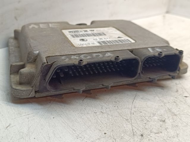 bontott SKODA OCTAVIA I Motorvezérlő