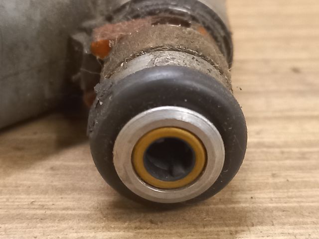 bontott SKODA OCTAVIA I Porlasztó (1 db)