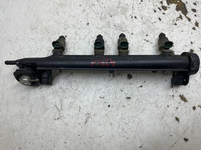 bontott SKODA OCTAVIA I Porlasztó Sor / Híd