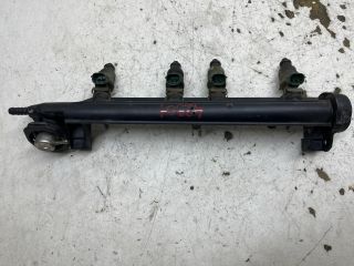 bontott SKODA OCTAVIA I Porlasztó Sor / Híd