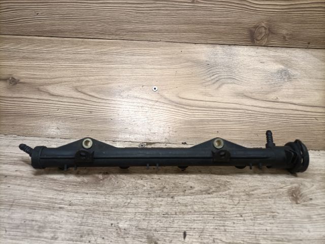 bontott SKODA OCTAVIA I Porlasztó Sor / Híd