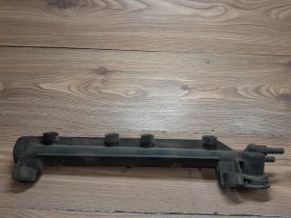 bontott SKODA OCTAVIA I Porlasztó Sor / Híd