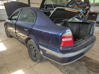 bontott SKODA OCTAVIA I Porlasztó Sor / Híd