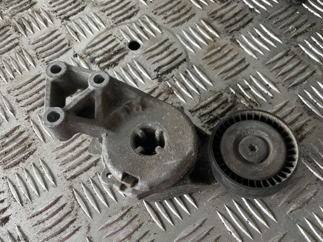 bontott SKODA OCTAVIA I Szíjfeszítő Görgő