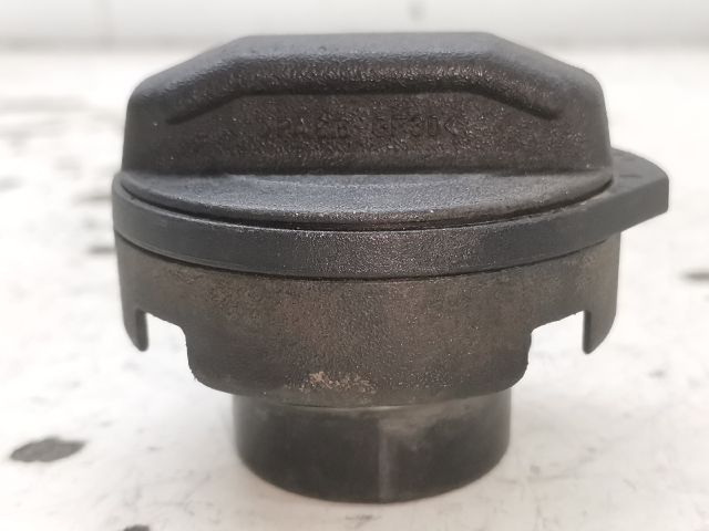 bontott SKODA OCTAVIA I Tanksapka