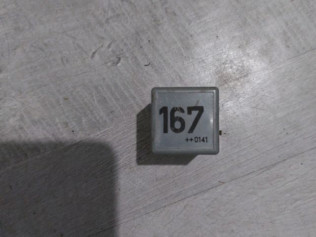 bontott SKODA OCTAVIA I Üzemanyag Szivattyú Relé