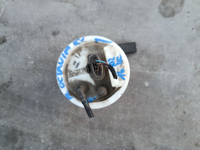 bontott SKODA OCTAVIA I Üzemanyag Szivattyú