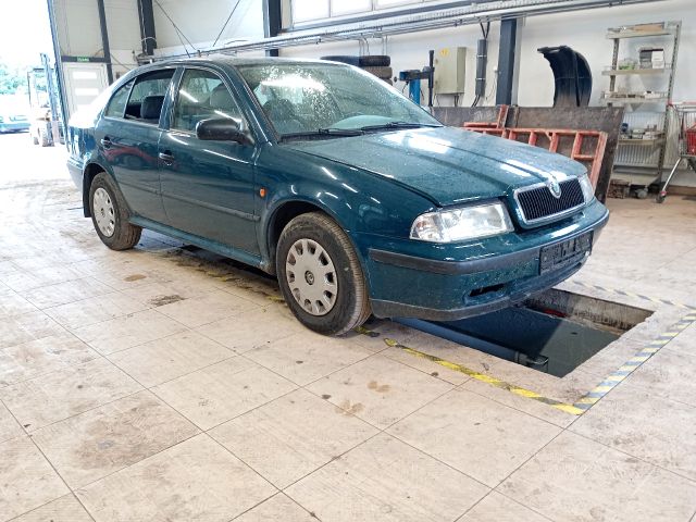 bontott SKODA OCTAVIA I Váltó (Mechanikus)