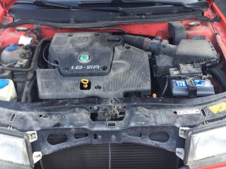 bontott SKODA OCTAVIA I Vízcső