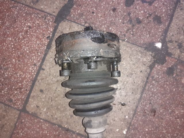 bontott SKODA OCTAVIA I Bal Féltengely