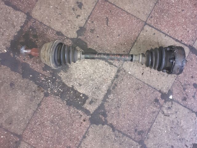 bontott SKODA OCTAVIA I Bal Féltengely