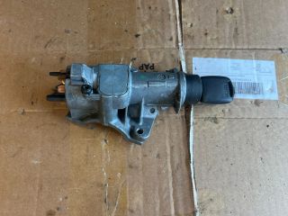 bontott SKODA OCTAVIA I Gyújtáskapcsoló Házzal