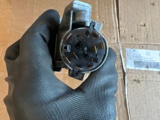 bontott SKODA OCTAVIA I Gyújtáskapcsoló Házzal