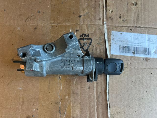 bontott SKODA OCTAVIA I Gyújtáskapcsoló Házzal