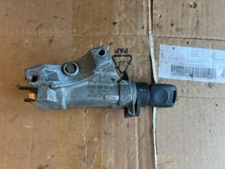 bontott SKODA OCTAVIA I Gyújtáskapcsoló Házzal