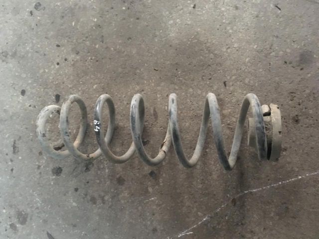 bontott SKODA OCTAVIA I Jobb hátsó Rugó