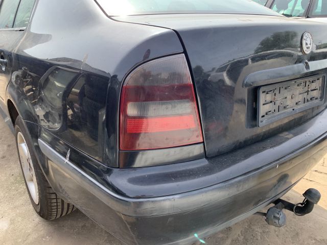 bontott SKODA OCTAVIA I Homlokfal (Üres lemez)