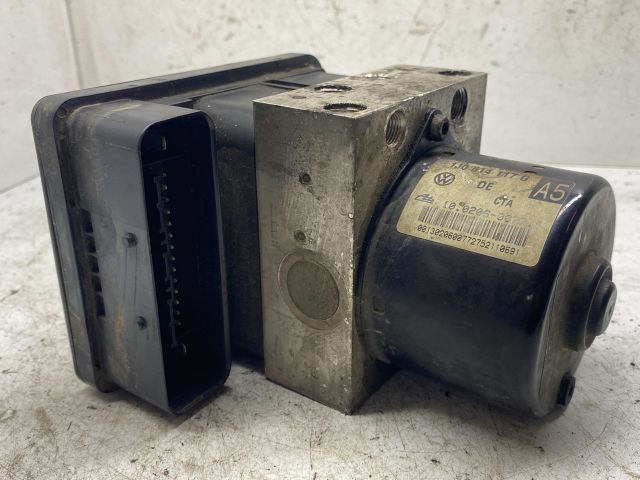 bontott SKODA OCTAVIA I ABS Kocka