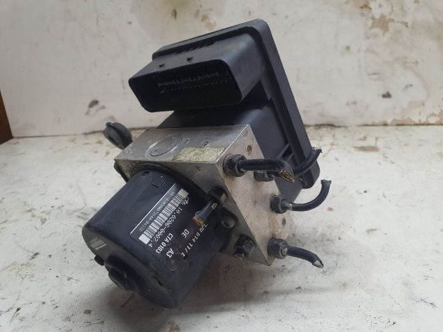 bontott SKODA OCTAVIA I ABS Kocka