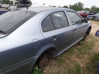 bontott SKODA OCTAVIA I Adagoló