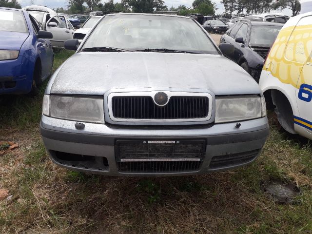 bontott SKODA OCTAVIA I Bal első Csonkállvány Kerékaggyal