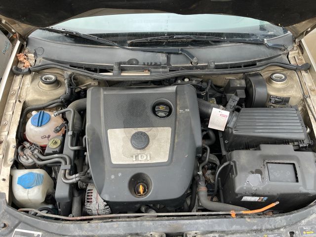 bontott SKODA OCTAVIA I Bal első Gólyaláb (Lengécsillapító, Rugó)