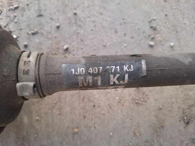 bontott SKODA OCTAVIA I Bal Féltengely