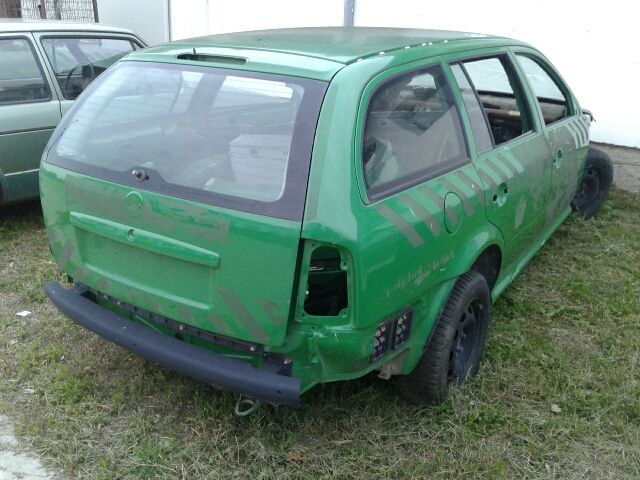 bontott SKODA OCTAVIA I Bal hátsó Rugó