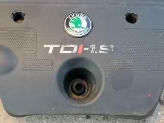 bontott SKODA OCTAVIA I Felső Motorburkolat
