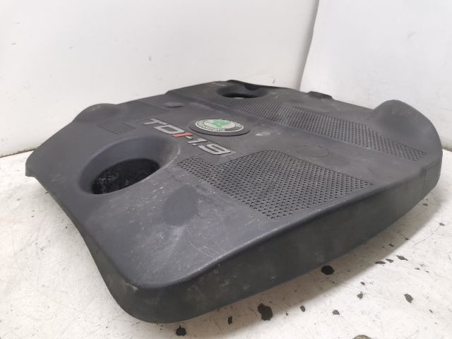 bontott SKODA OCTAVIA I Felső Motorburkolat