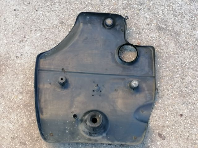 bontott SKODA OCTAVIA I Felső Motorburkolat