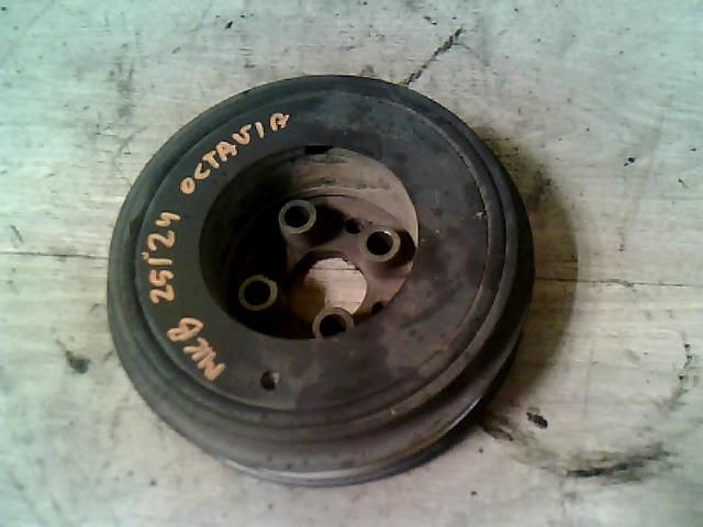 bontott SKODA OCTAVIA I Főtengely Szíjtárcsa