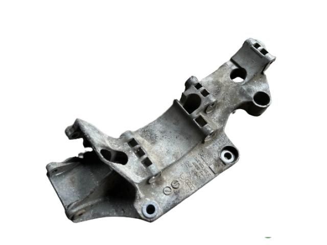 bontott SKODA OCTAVIA I Generátor Tartó Bak