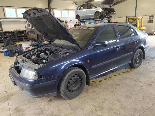 bontott SKODA OCTAVIA I Generátor