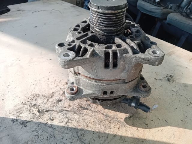 bontott SKODA OCTAVIA I Generátor