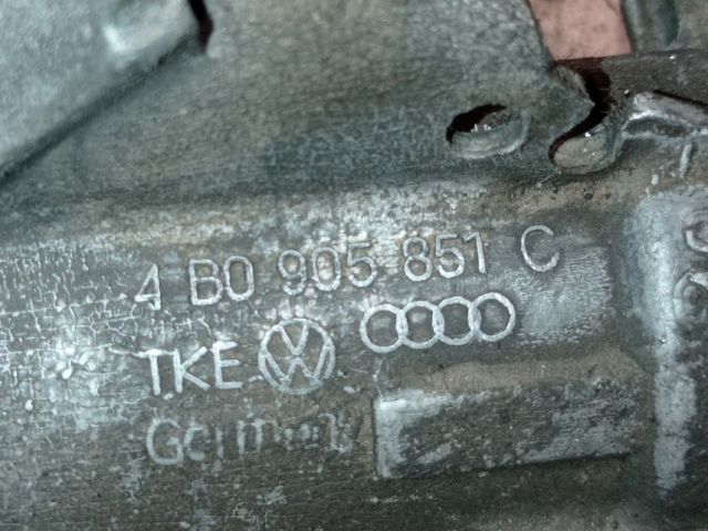 bontott SKODA OCTAVIA I Gyújtáskapcsoló Házzal