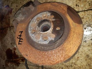 bontott SKODA OCTAVIA I Jobb első Csonkállvány Kerékaggyal