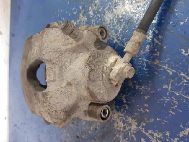 bontott SKODA OCTAVIA I Jobb első Féknyereg Munkahengerrel