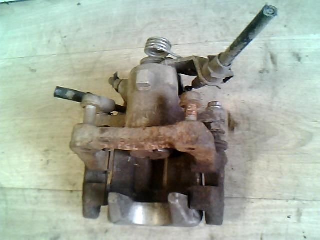 bontott SKODA OCTAVIA I Jobb hátsó Féknyereg Munkahengerrel