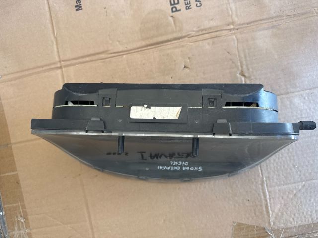 bontott SKODA OCTAVIA I Kilométeróra