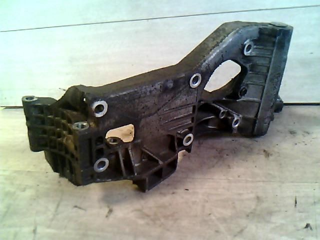 bontott SKODA OCTAVIA I Klíma Szervó Szivattyú Bak